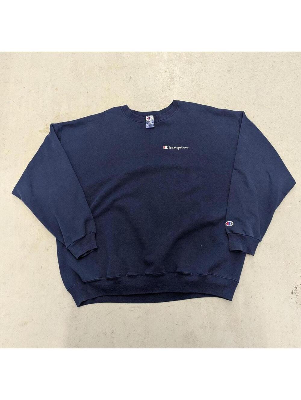 Vintage Champion Navy Blue essential crewneck sweater